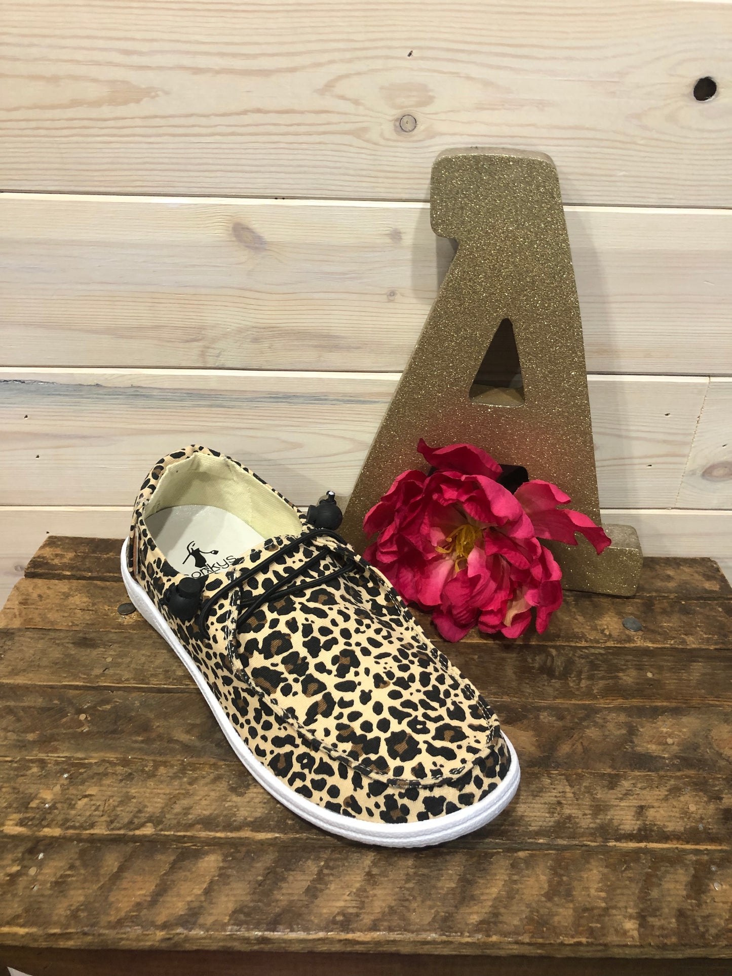 CORKY-LEOPARD