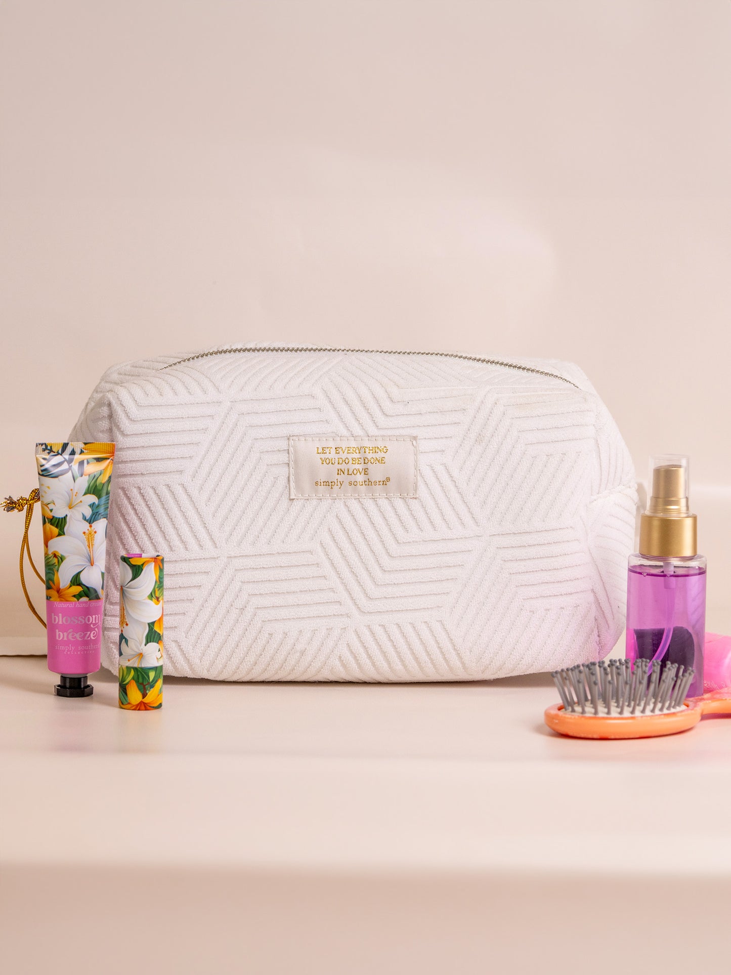 SIMPLY SOUTHERN TRY COSMO BAG IVORY
