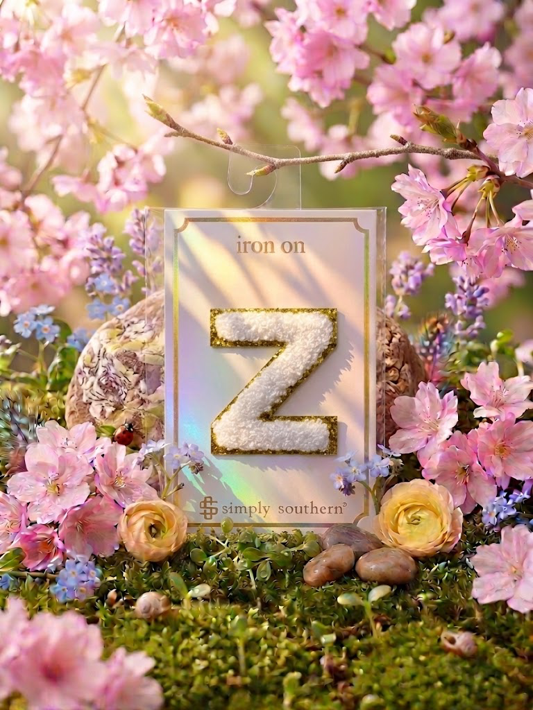 SS Iron On Initials White/Gold Glitter