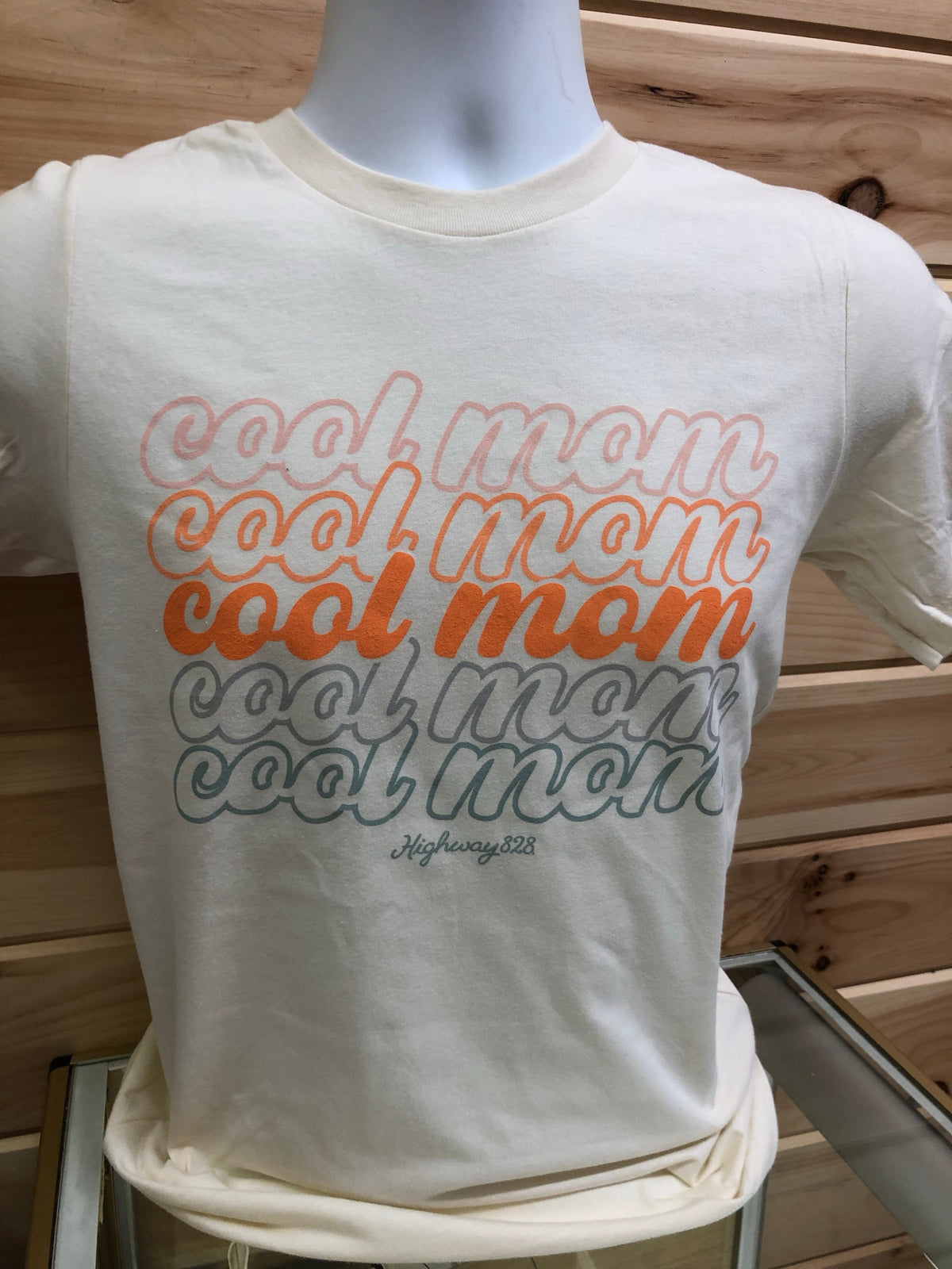 COOL MOM
