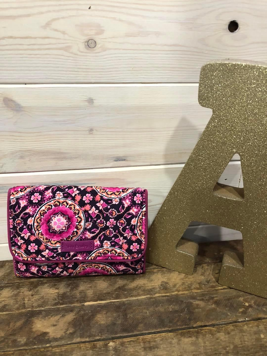 VERA BRADLEY ICONIC RFID RILEY COMPACT WALLET RASPBERRY MEDALLION