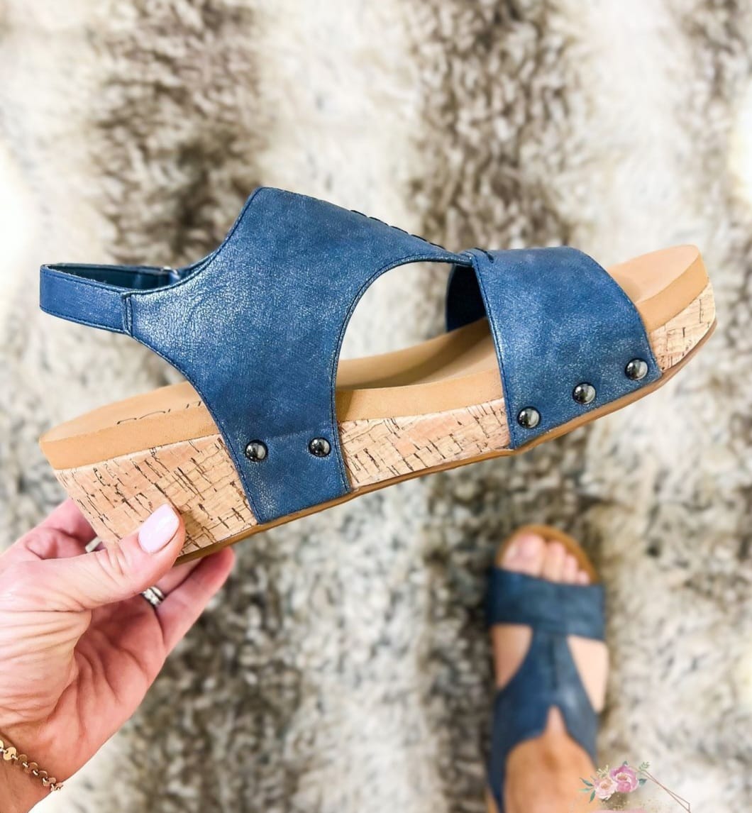 CORKY’S REFRESHING WEDGE NAVY