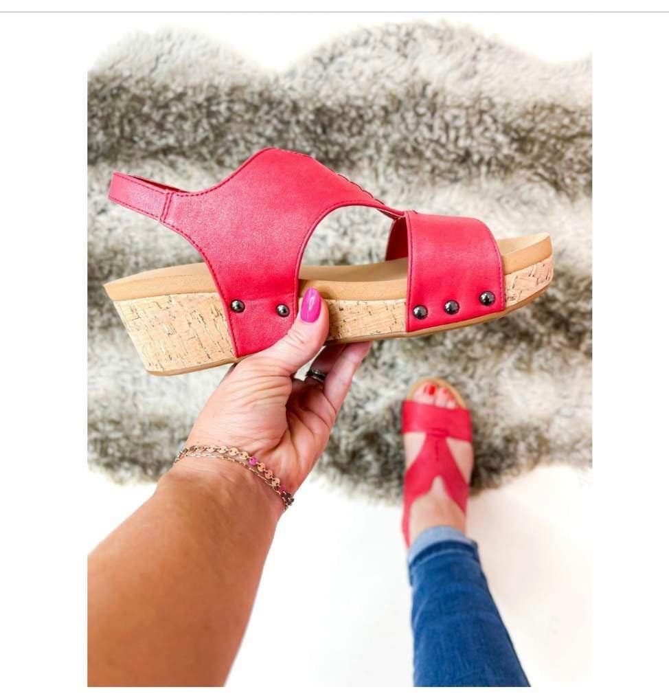 CORKY’S REFRESHING WEDGE RED