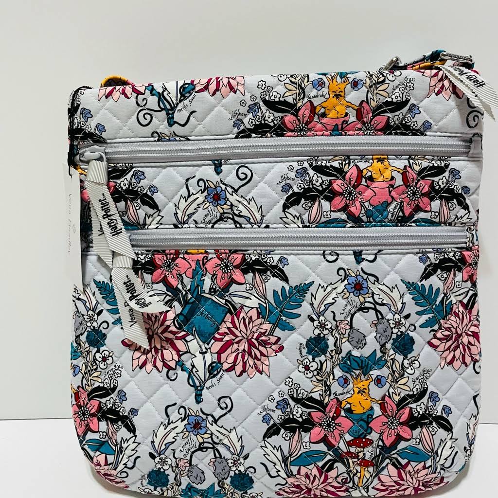 VERA BRADLEY TRIPLE ZIP HIPSTER HARRY POTTER