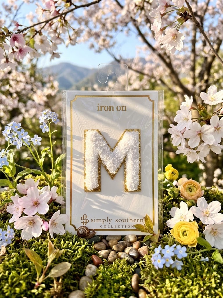 SS Iron On Initials White/Gold Glitter