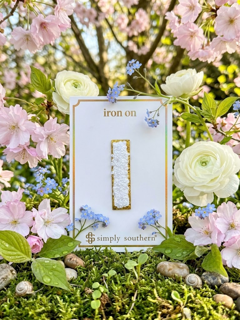 SS Iron On Initials White/Gold Glitter