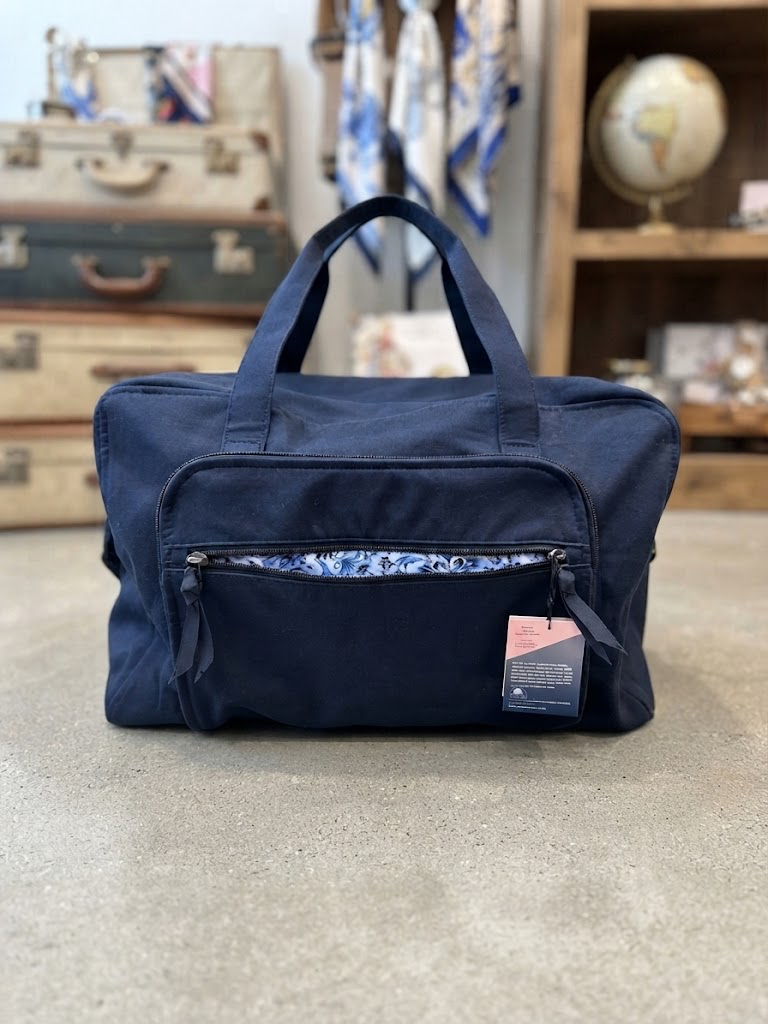 Vera Bradley Weekender Travel Bag Classic Navy