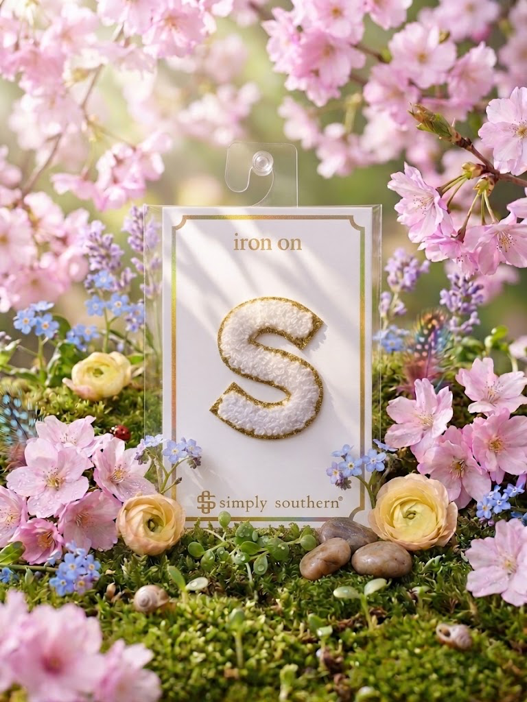 SS Iron On Initials White/Gold Glitter