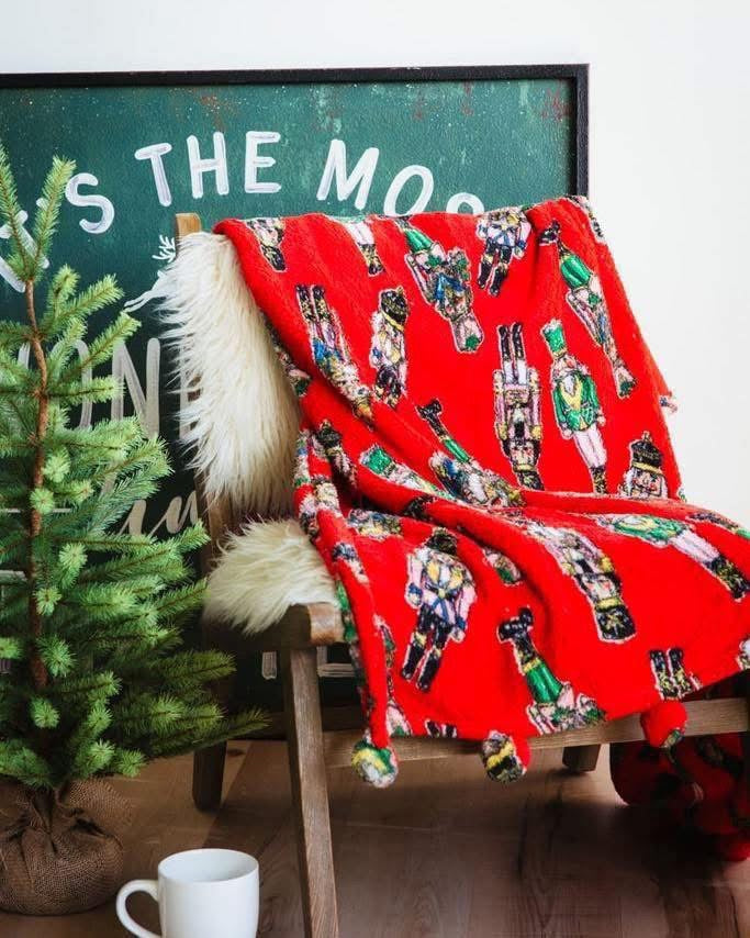 SIMPLY SOUTHERN SHERPA HOLIDAY BLANKET NUTCRACKER